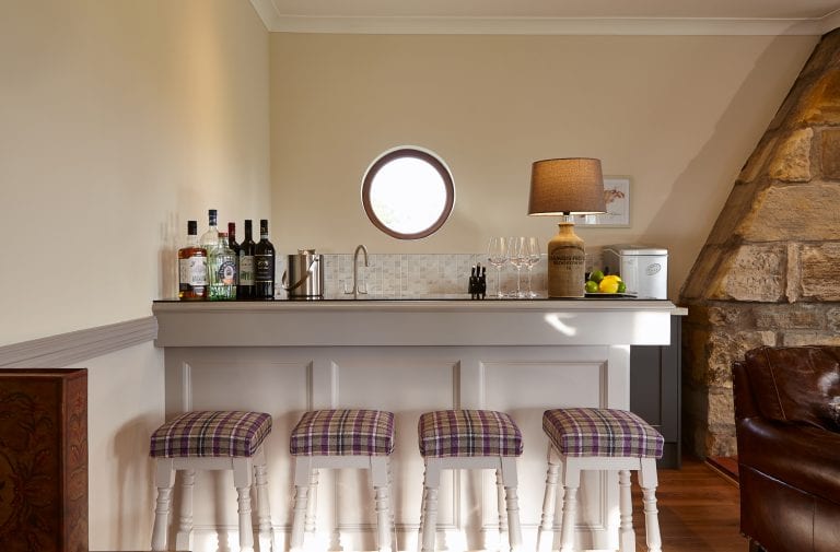 BOWHILL_BB_Bar SMALL